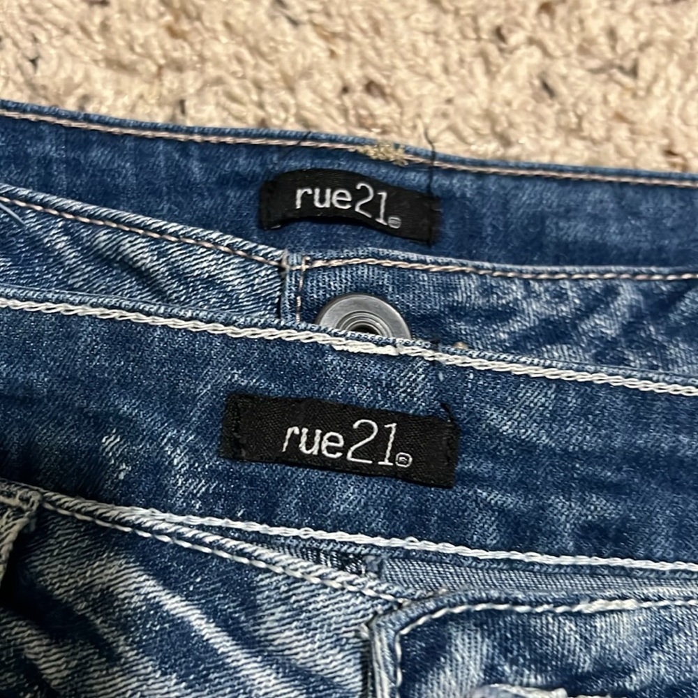 Two Jean Shorts Rue21 - Picture 5 of 5